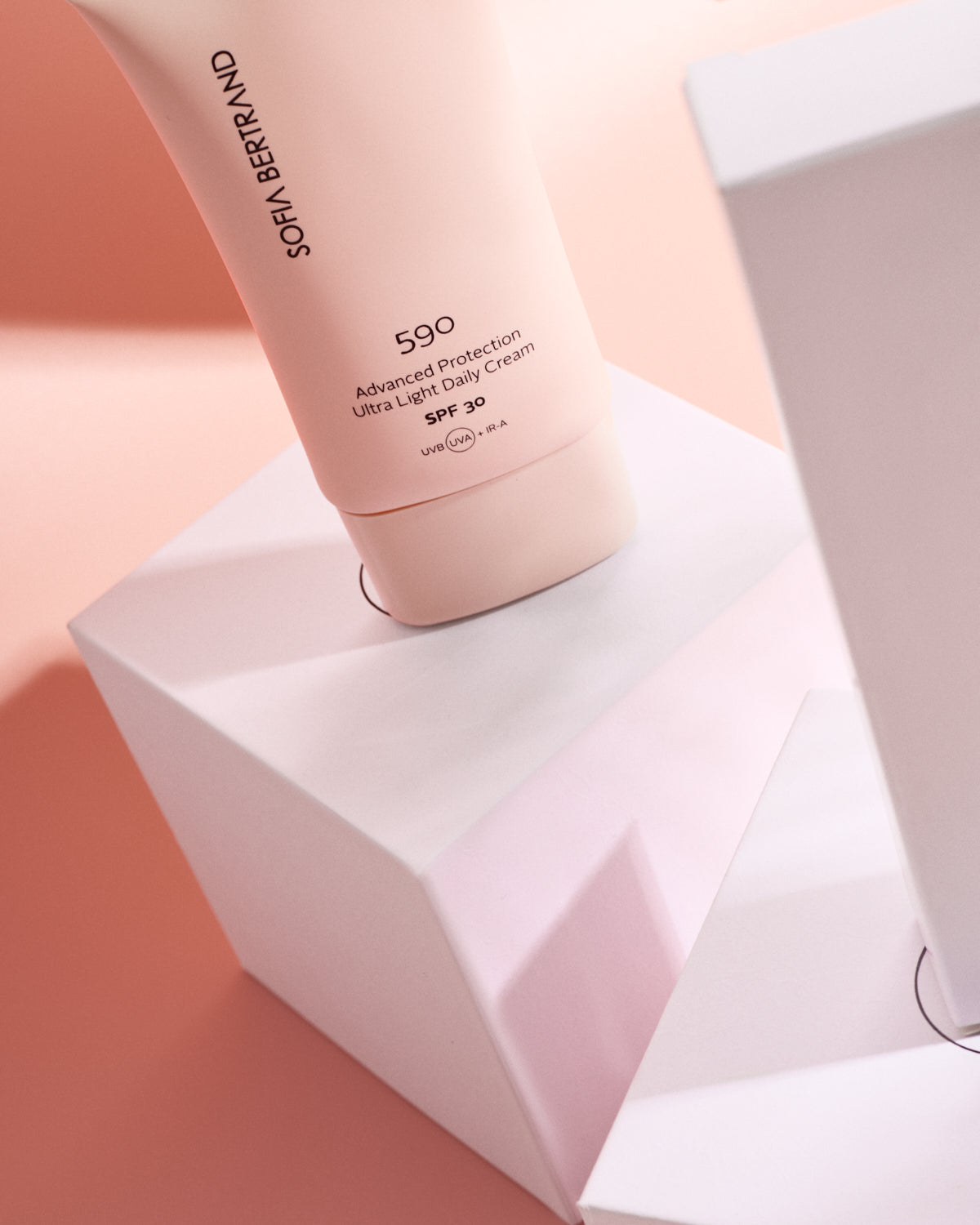 590 ADVANCED PROTECTION 30 UVB UVA + IR-A