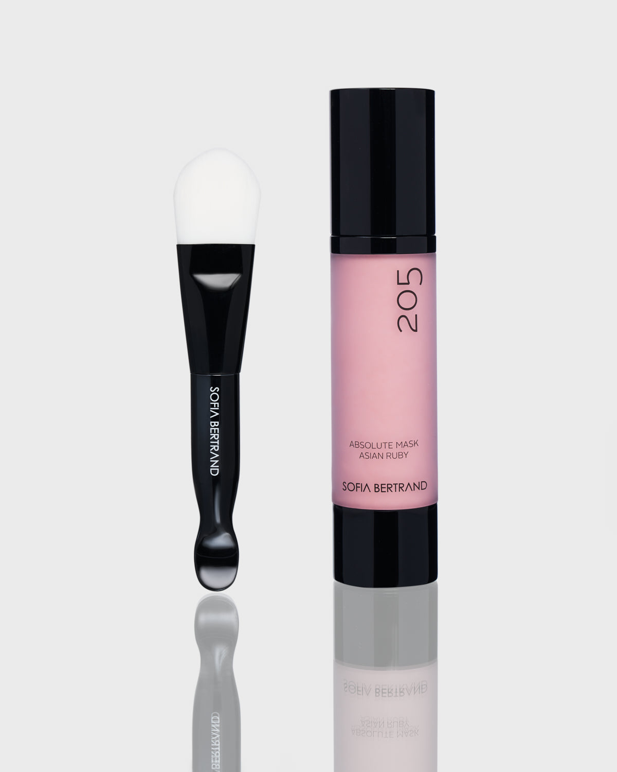 205 ABSOLUTE MASK ASIAN RUBY + AUVRÉ VANITY BAG