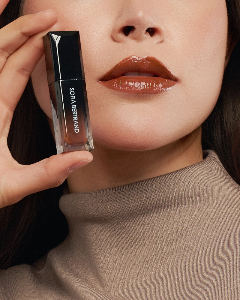 910K Mocha Kiss Hyaluronic Lip Gloss