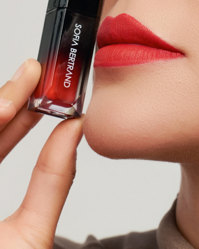 911A Hyaluronic Matte Liquid Lipstick Scarlet Paradise