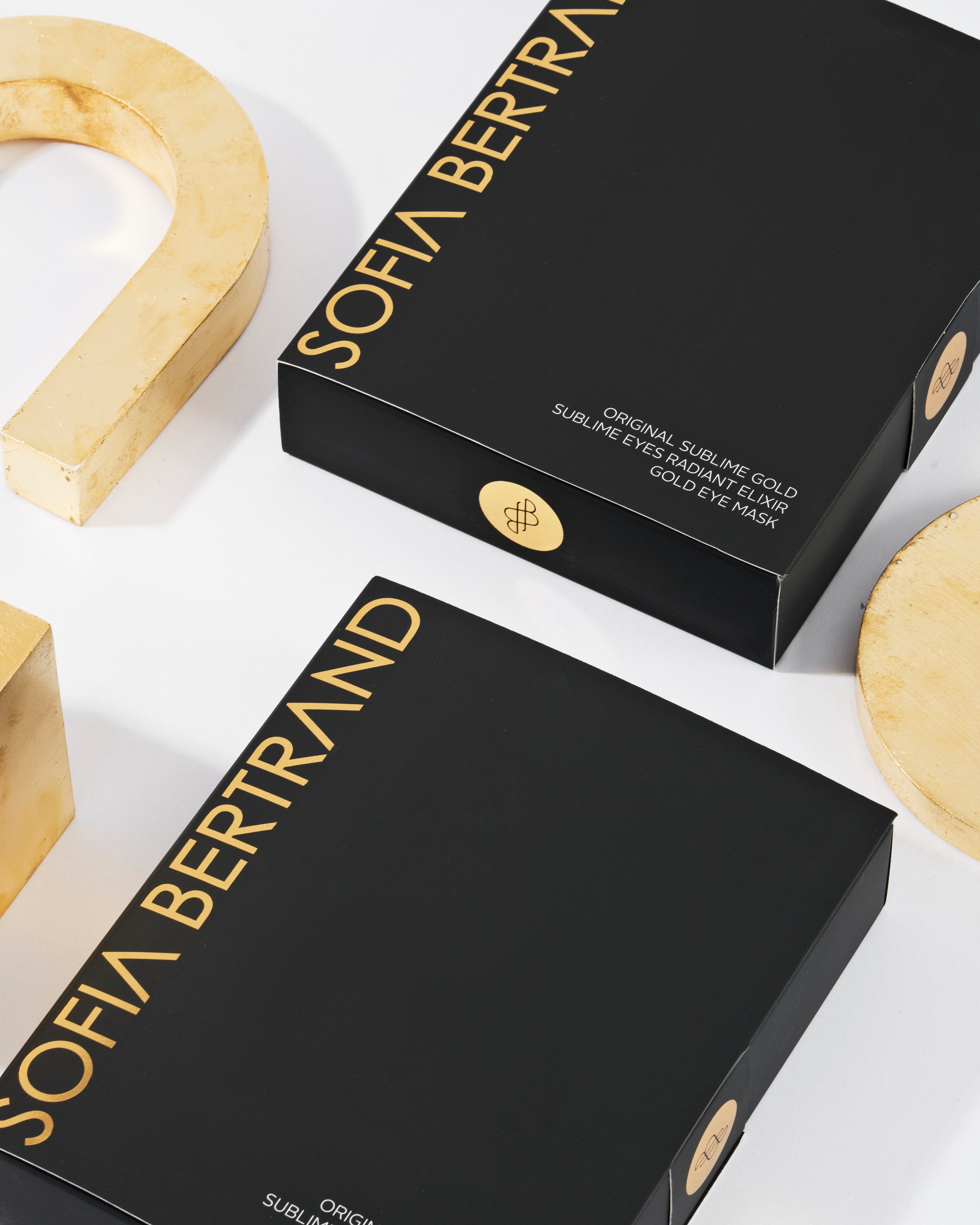 COFFER SUBLIME GOLD EYES + AUVRÉ VANITY BAG