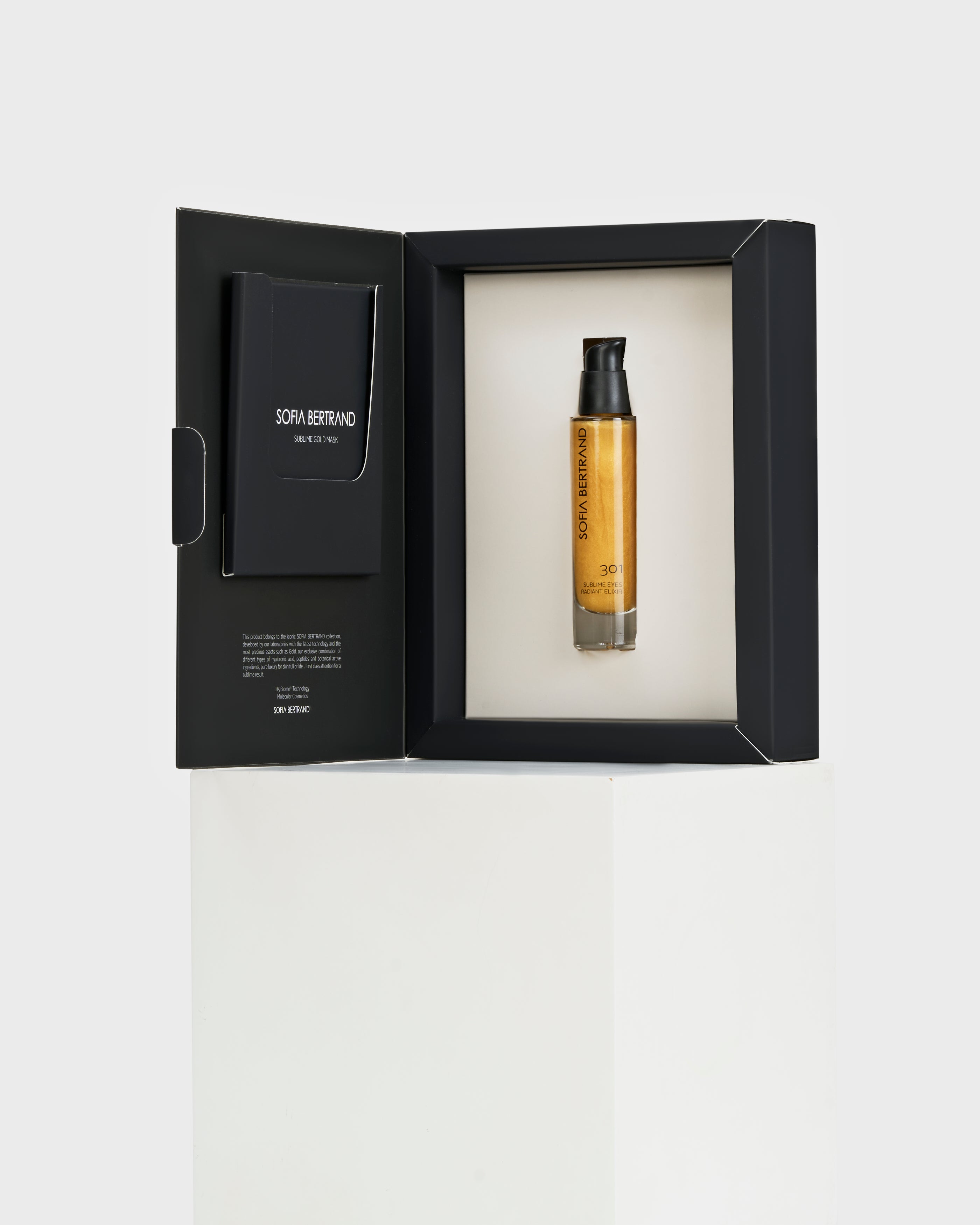 COFFER SUBLIME GOLD EYES + AUVRÉ VANITY BAG