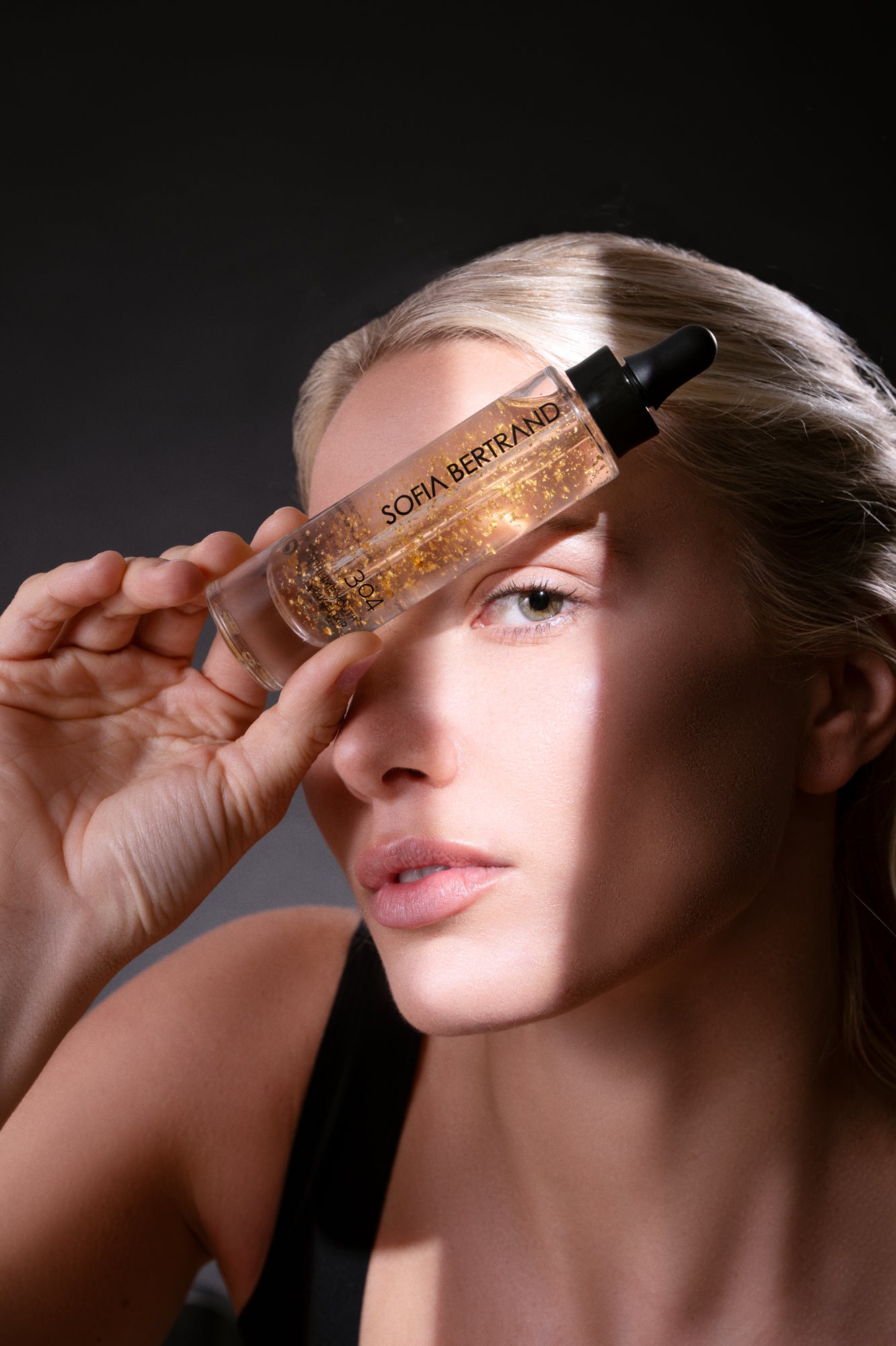 304 SUBLIME YOUTH 24K ELIXIR + BELISSE TOILETRY BAG